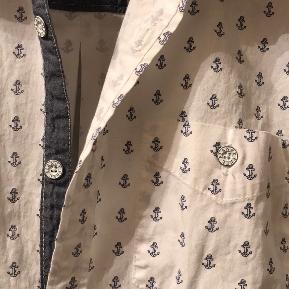 Free planet anchor shirt - Picture 3 of 5